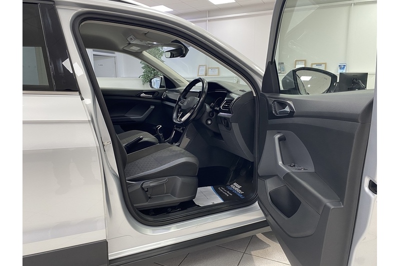 Volkswagen 1.0 TSI SEL SUV 5dr Petrol Manual Euro 6 (s/s) (110 ps)