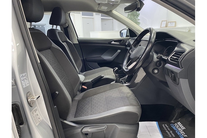 Volkswagen 1.0 TSI SEL SUV 5dr Petrol Manual Euro 6 (s/s) (110 ps)