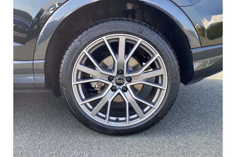 Audi 2.0 TFSI 40 Black Edition Sportback 5dr Petrol S Tronic quattro Euro 6 (s/s) (190 ps)