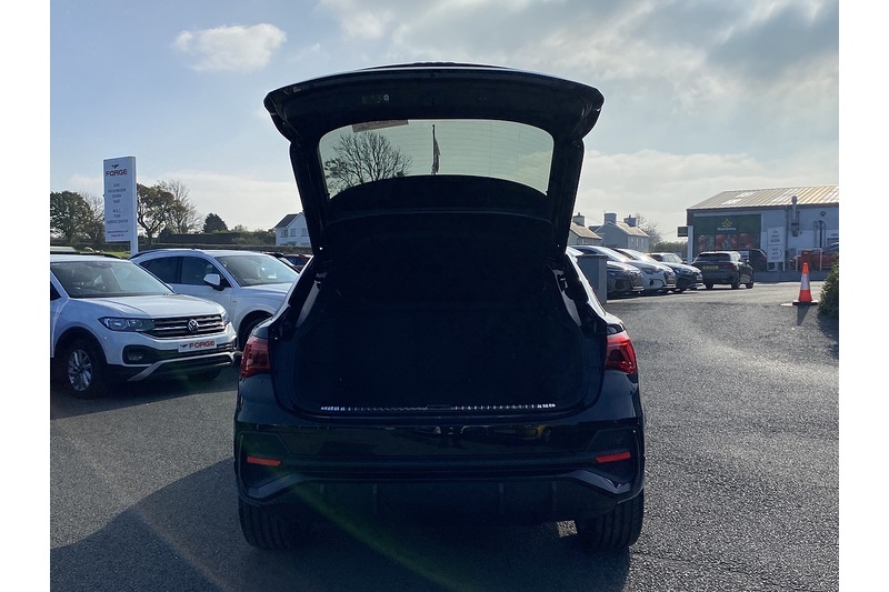 Audi 2.0 TFSI 40 Black Edition Sportback 5dr Petrol S Tronic quattro Euro 6 (s/s) (190 ps)