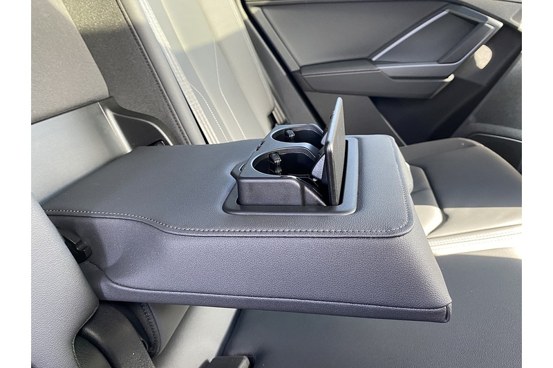 Audi 2.0 TFSI 40 Black Edition Sportback 5dr Petrol S Tronic quattro Euro 6 (s/s) (190 ps)