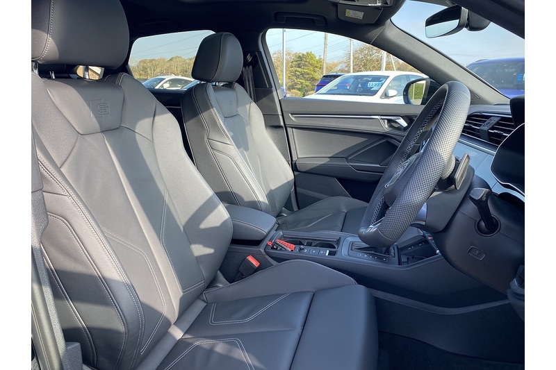 Audi 2.0 TFSI 40 Black Edition Sportback 5dr Petrol S Tronic quattro Euro 6 (s/s) (190 ps)