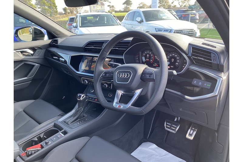 Audi 2.0 TFSI 40 Black Edition Sportback 5dr Petrol S Tronic quattro Euro 6 (s/s) (190 ps)