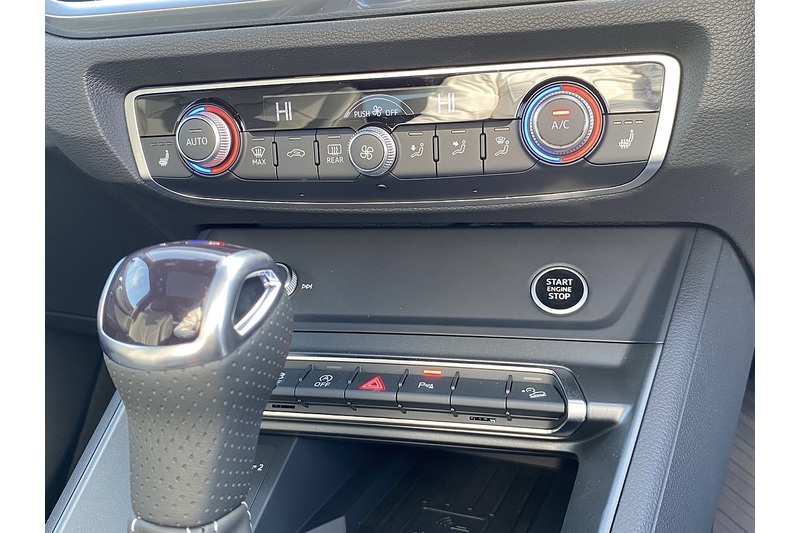 Audi 2.0 TFSI 40 Black Edition Sportback 5dr Petrol S Tronic quattro Euro 6 (s/s) (190 ps)