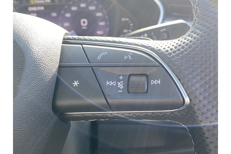 Audi 2.0 TFSI 40 Black Edition Sportback 5dr Petrol S Tronic quattro Euro 6 (s/s) (190 ps)