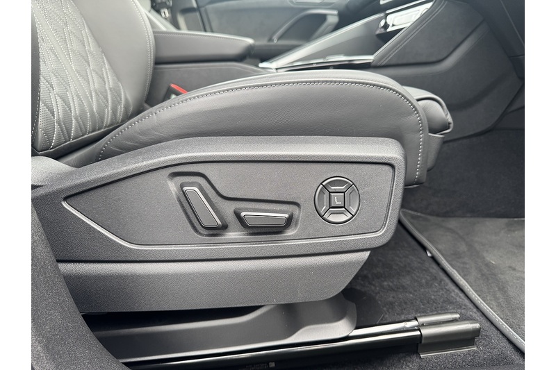 Audi Estate 3.0 Automatic Petrol 3.0 5dr Estate Automatic Petrol