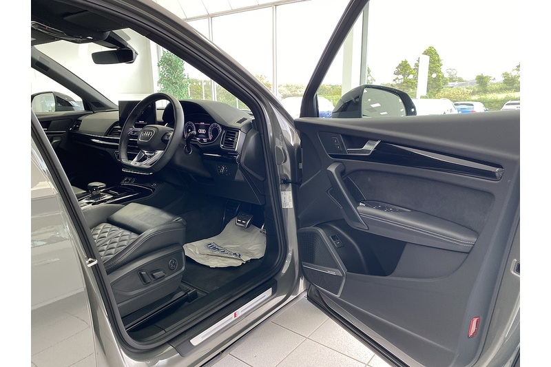 Audi 2.0 TDI 40 Edition 1 SUV 5dr Diesel S Tronic quattro Euro 6 (s/s) (204 ps)