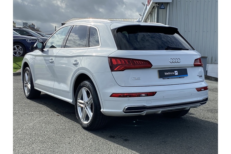Audi 2.0 TDI 40 S line SUV 5dr Diesel S Tronic quattro Euro 6 (s/s) (190 ps)