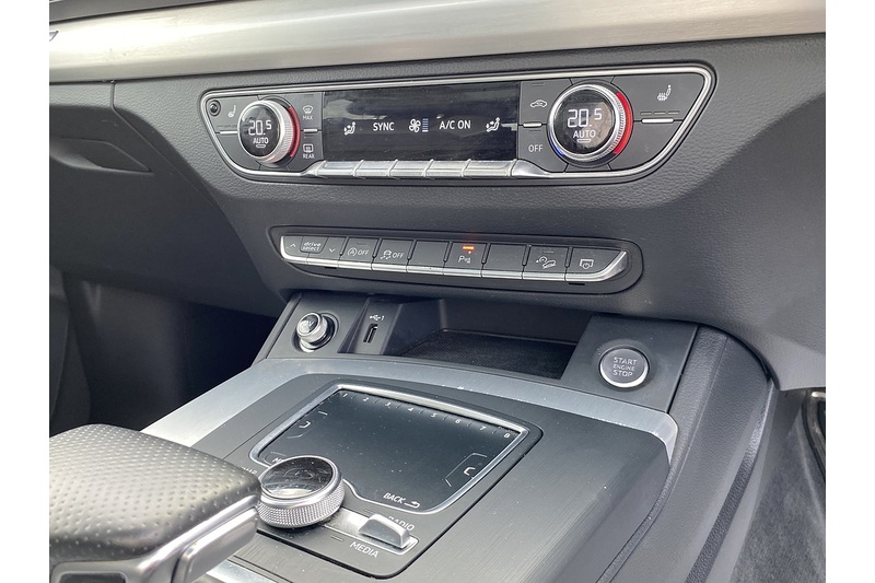 Audi 2.0 TDI 40 S line SUV 5dr Diesel S Tronic quattro Euro 6 (s/s) (190 ps)