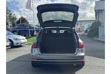 18/18 Audi A4 2.0 TDI Black Edition S Tronic 190 ps