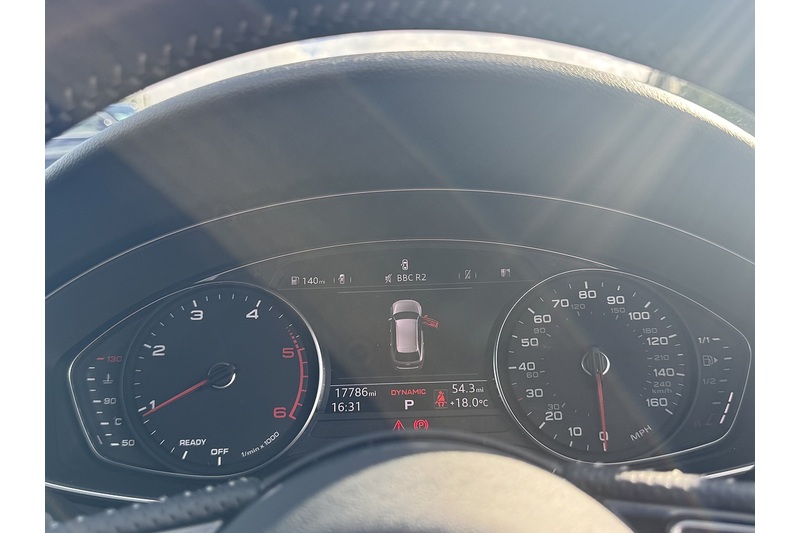 Audi 2.0 TDI Black Edition Estate 5dr Diesel S Tronic Euro 6 (s/s) (190 ps)
