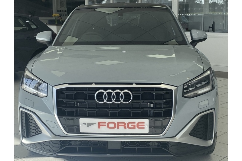Audi 1.5 TFSI CoD 35 S line SUV 5dr Petrol S Tronic Euro 6 (s/s) (150 ps)