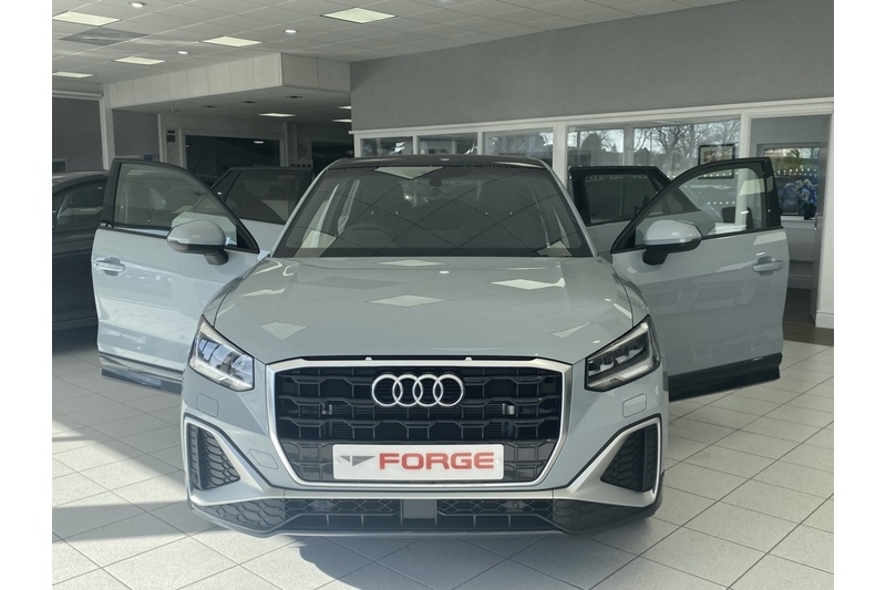 Audi 1.5 TFSI CoD 35 S line SUV 5dr Petrol S Tronic Euro 6 (s/s) (150 ps)