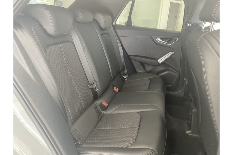 Audi 1.5 TFSI CoD 35 S line SUV 5dr Petrol S Tronic Euro 6 (s/s) (150 ps)