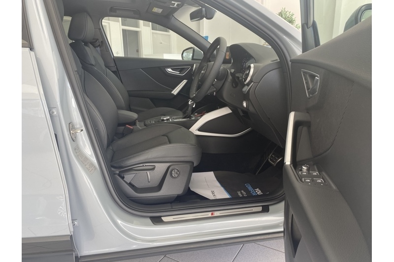 Audi 1.5 TFSI CoD 35 S line SUV 5dr Petrol S Tronic Euro 6 (s/s) (150 ps)