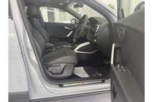 23/73 Audi Q2 S line 1.5 Petrol S Tronic 150 ps