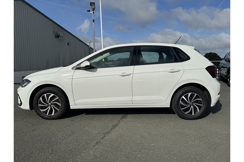 Volkswagen 1.0 TSI Life Hatchback 5dr Petrol Manual Euro 6 (s/s) (95 ps)