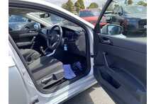 24/74 Volkswagen Polo TSI Match