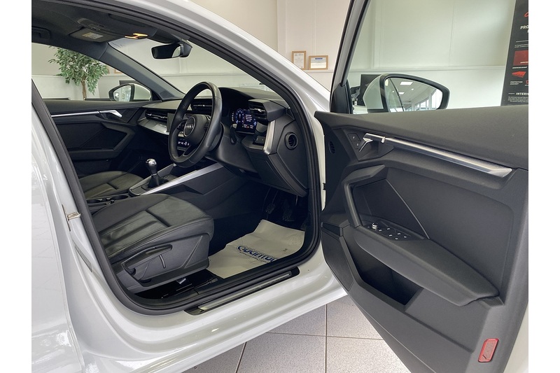 Audi 1.0 TFSI 30 Sport Sportback 5dr Petrol Manual Euro 6 (s/s) (110 ps)