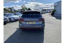 23/73 Volkswagen Touareg 3.0 TDI V6 Black Edition