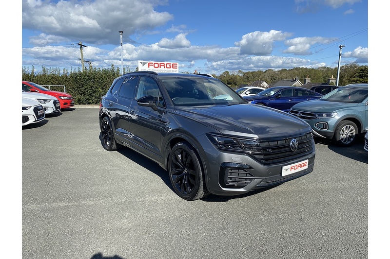 Volkswagen 3.0 TDI V6 Black Edition SUV 5dr Diesel Tiptronic 4Motion Euro 6 (s/s) (286 ps)