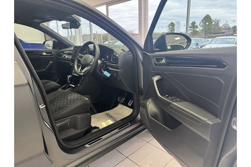 Volkswagen 1.5 TSI Black Edition SUV 5dr Petrol DSG Euro 6 (s/s) (150 ps)