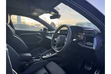 25/25 Audi A3 TFSIe 40 S line Petrol Plug-in Hybrid S Tronic 204 ps