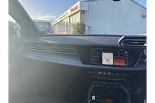 25/25 Audi A3 TFSIe 40 S line Petrol Plug-in Hybrid S Tronic 204 ps