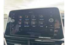 24/24 Volkswagen T-Roc TSI R-Line