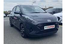 24/73 Hyundai i10 Premium Hatchback 1.2 Manual Petrol