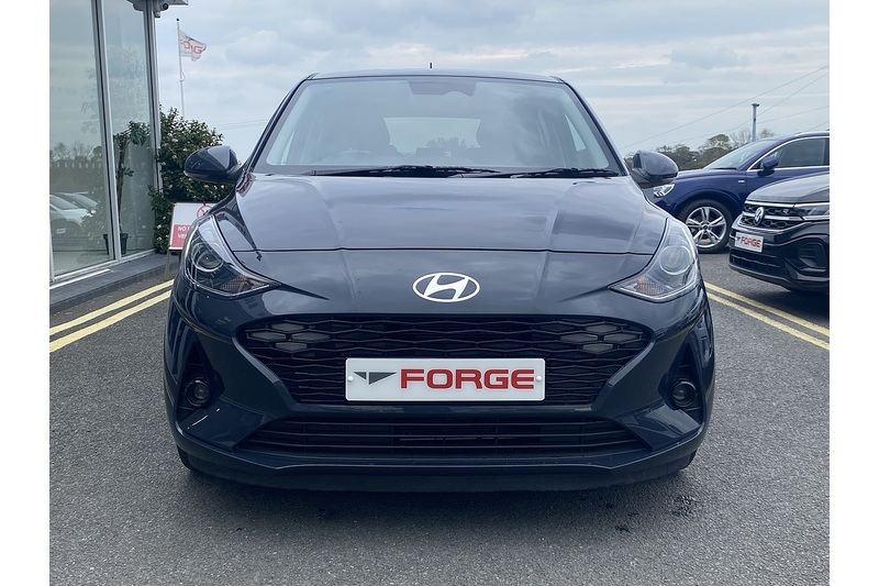 Hyundai Premium Hatchback 1.2 Manual Petrol