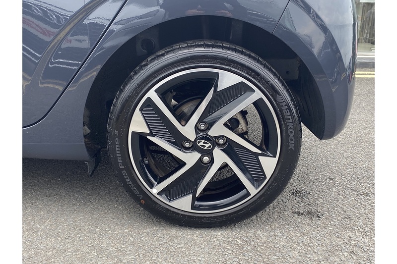 Hyundai Premium Hatchback 1.2 Manual Petrol