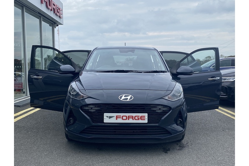 Hyundai Premium Hatchback 1.2 Manual Petrol