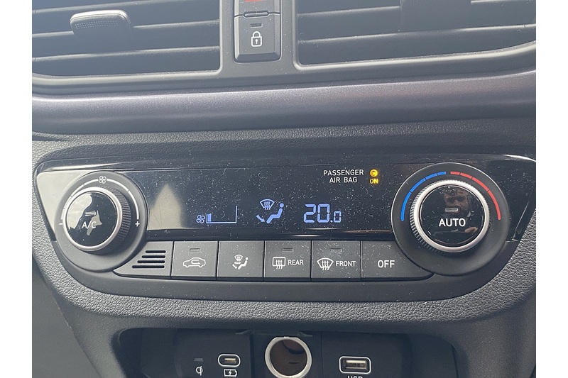 Hyundai Premium Hatchback 1.2 Manual Petrol