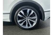 17/67 Volkswagen Tiguan R-Line 2.0 TDI 4Motion DSG