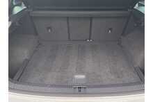 17/67 Volkswagen Tiguan R-Line 2.0 TDI 4Motion DSG