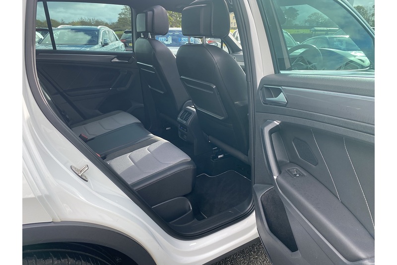 Volkswagen 2.0 TDI R-Line SUV 5dr Diesel DSG 4Motion Euro 6 (s/s) (150 ps)