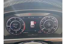 17/67 Volkswagen Tiguan R-Line 2.0 TDI 4Motion DSG
