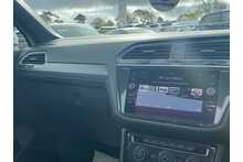 17/67 Volkswagen Tiguan R-Line 2.0 TDI 4Motion DSG