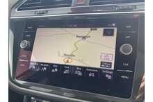 17/67 Volkswagen Tiguan R-Line 2.0 TDI 4Motion DSG