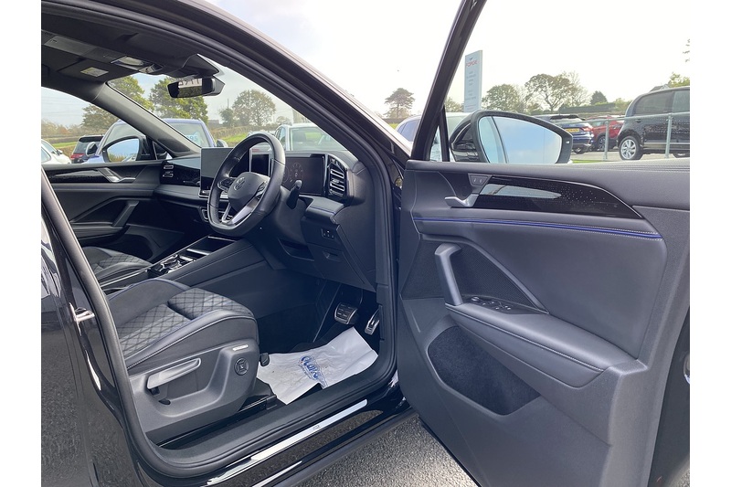 Volkswagen 1.5 eTSI MHEV R-Line SUV 5dr Petrol Hybrid DSG Euro 6 (s/s) (150 ps)