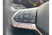 24/24 Volkswagen Tiguan eTSI MHEV R-Line