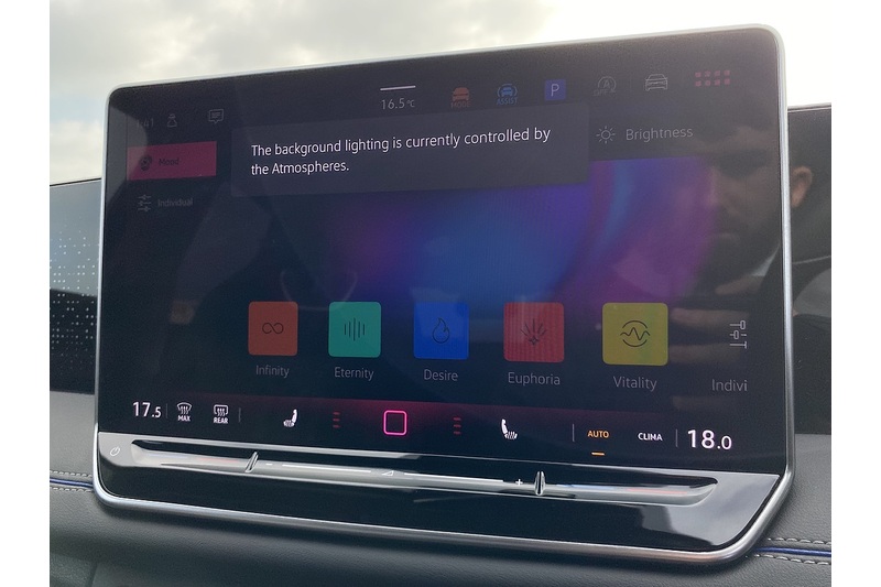 Volkswagen 1.5 eTSI MHEV R-Line SUV 5dr Petrol Hybrid DSG Euro 6 (s/s) (150 ps)