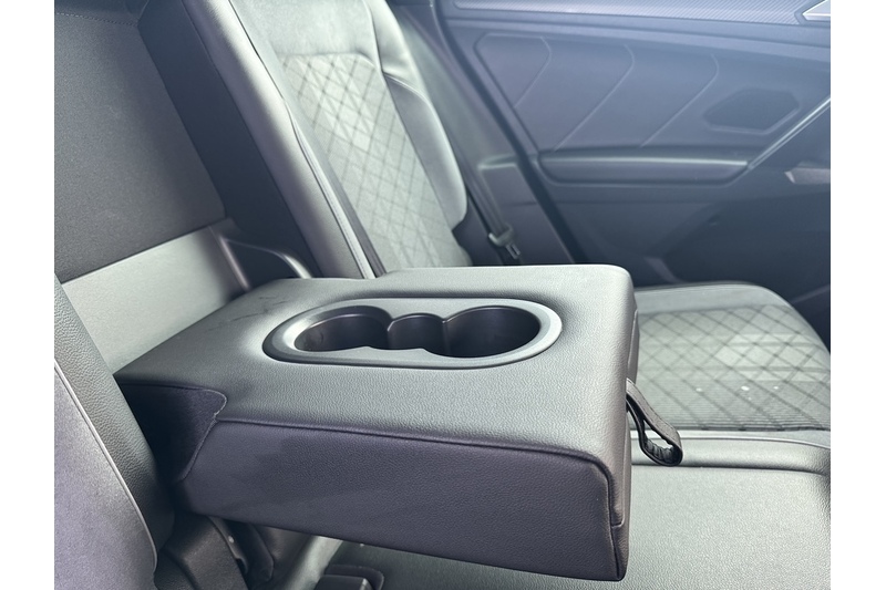 Volkswagen 1.5 TSI R-Line Edition SUV 5dr Petrol DSG Euro 6 (s/s) (150 ps)