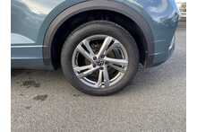 23/23 Volkswagen T-Roc 1.5 TSI R-Line
