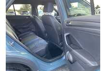 23/23 Volkswagen T-Roc 1.5 TSI R-Line