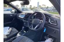 23/23 Volkswagen T-Roc 1.5 TSI R-Line