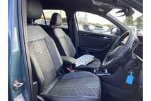 23/23 Volkswagen T-Roc 1.5 TSI R-Line