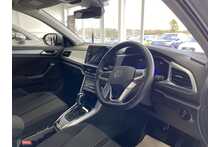 25/25 Volkswagen T-Roc TSI Match DSG