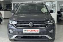 23/73 Volkswagen T-Cross 1.0 TSI Black Edition DSG 110 ps